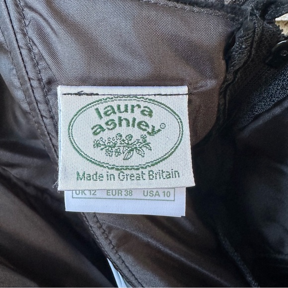 Vintage Laura Ashley Strapless Velvet Taffeta Gown Plum Black US10 - Picture 9 of 14